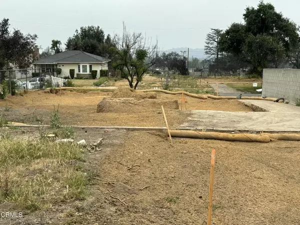Altadena, CA 91001,61 W Terrace West