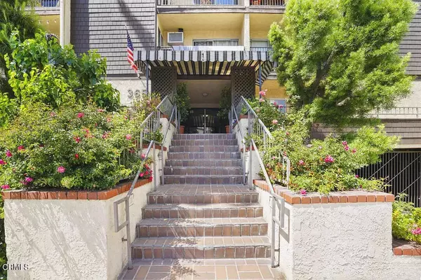 Glendale, CA 91203,365 Burchett Street #112