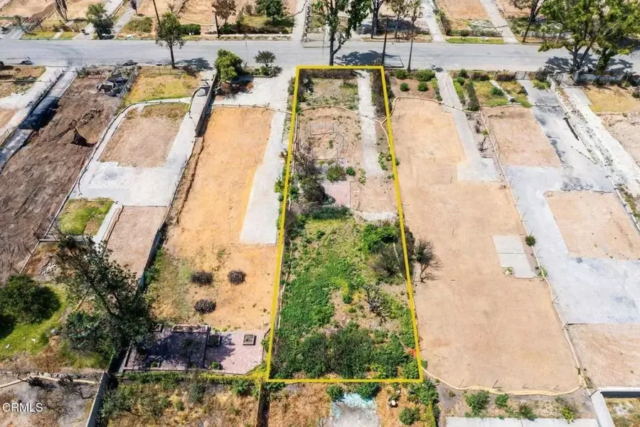 389 W Mendocino Street, Altadena, CA 91001