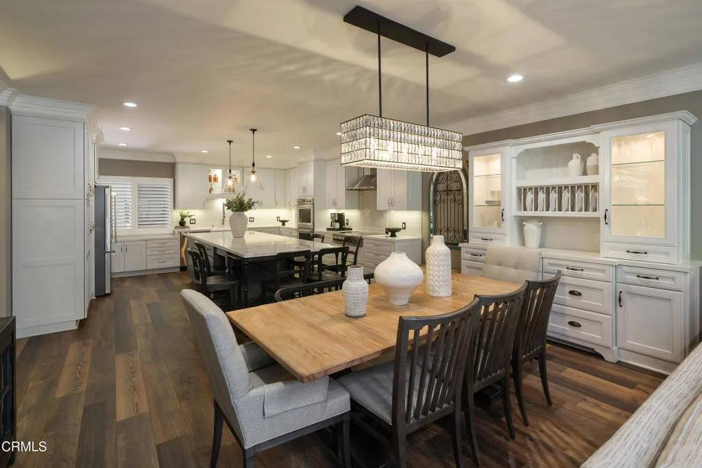 111 S Orange Grove Boulevard #203, Pasadena, CA 91105