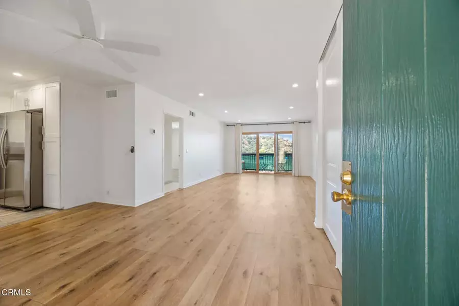 2940 N Verdugo Road #411, Glendale, CA 91208