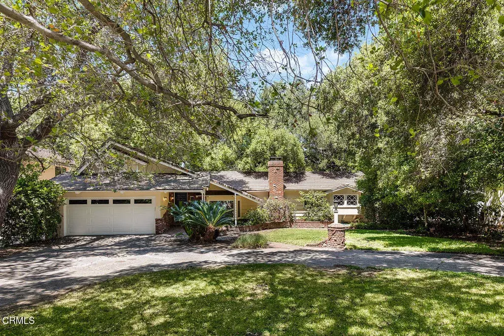 La Canada Flintridge, CA 91011,2058 Lyans Drive