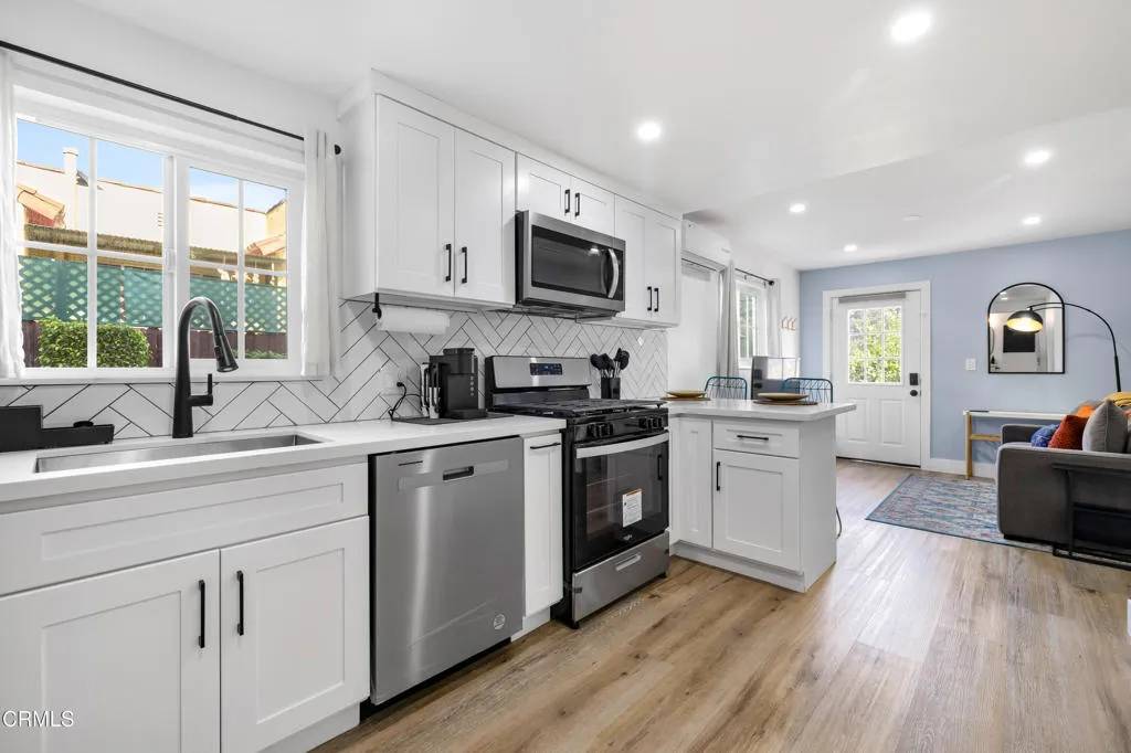 4260 Trent Way, Los Angeles, CA 90065