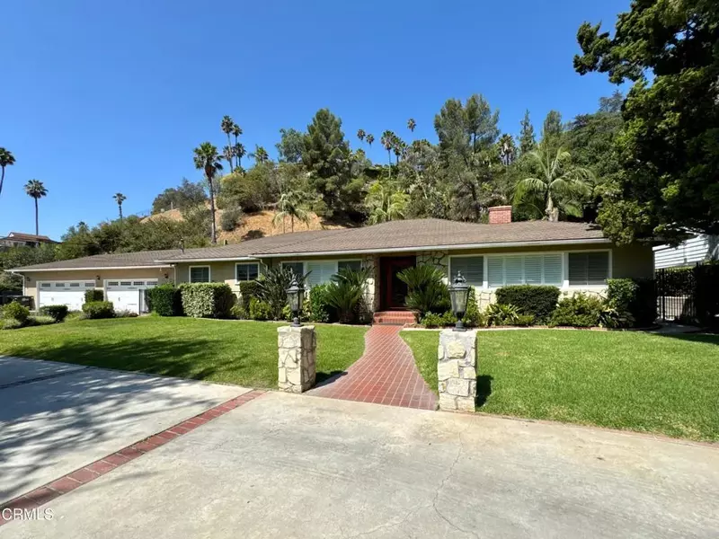 1535 Glenmont Drive, Glendale, CA 91207