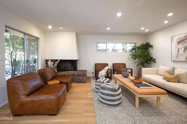 La Crescenta, CA 91214,2846 Mayfield Avenue