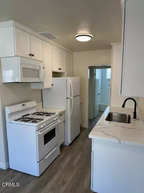 Los Angeles, CA 90042,5902 Monte Vista Street