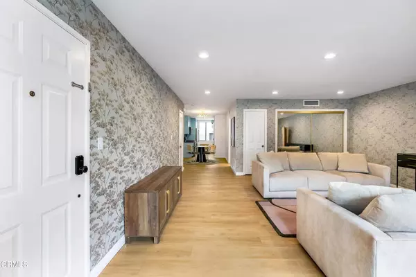 Sherman Oaks, CA 91423,4500 Murietta Avenue #2