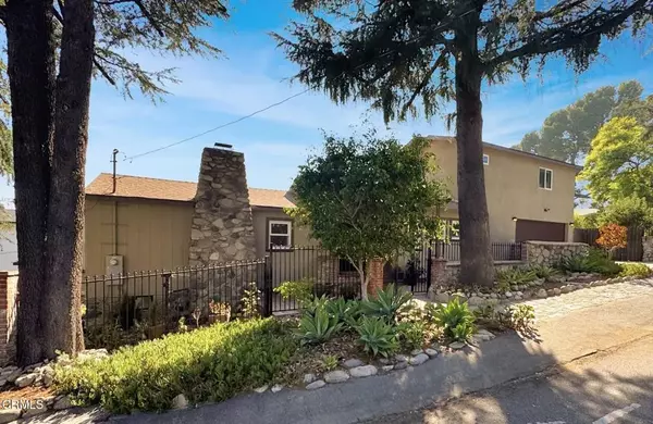 La Crescenta, CA 91214,2800 Henrietta Avenue