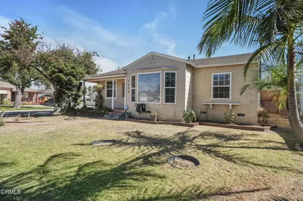 Lakewood, CA 90712,3638 sandwood Street