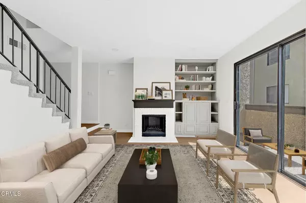 Valley Village, CA 91607,11940 Weddington Street #19