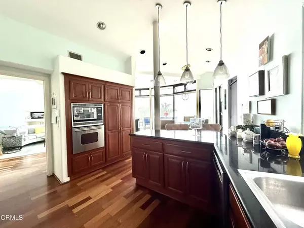 Laguna Beach, CA 92651,1445 Bounty Way