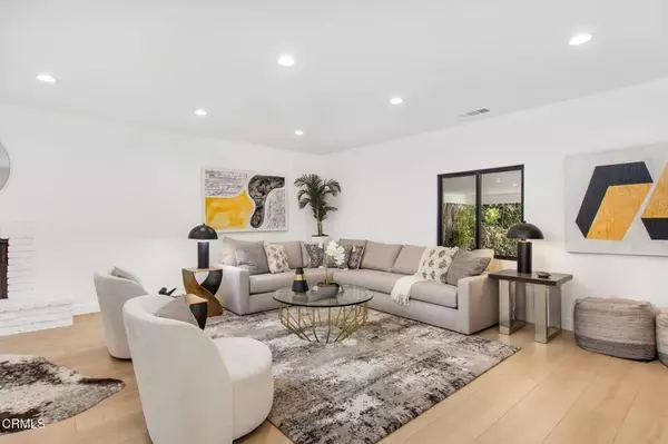 La Crescenta, CA 91214,3015 Henrietta Avenue