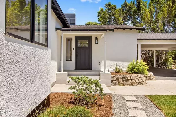 La Crescenta, CA 91214,3015 Henrietta Avenue