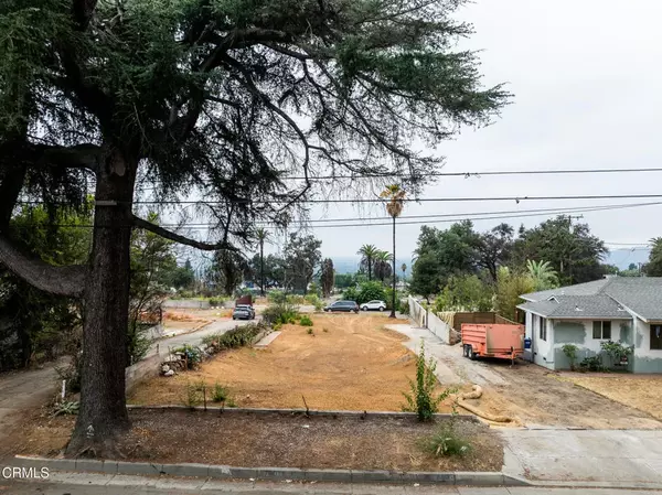 740 E Poppyfields, Altadena, CA 91001