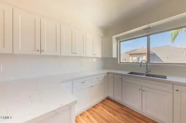 Glendale, CA 91203,715 Salem Street #4