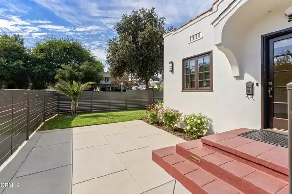 Pasadena, CA 91101,520 S Los Robles Avenue #1