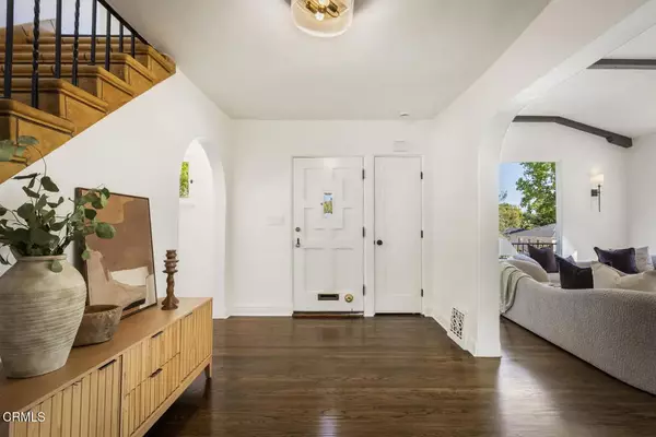 Altadena, CA 91001,1953 Grand Oaks Avenue