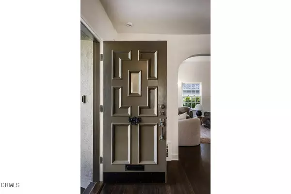 Altadena, CA 91001,1953 Grand Oaks Avenue