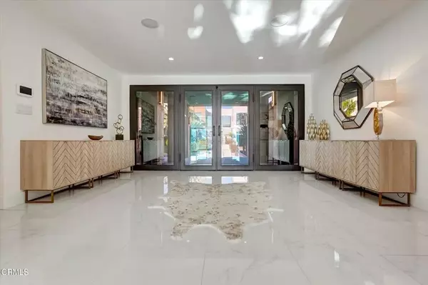 Encino, CA 91436,4423 Bergamo Drive