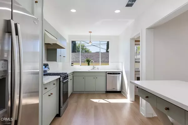 La Crescenta, CA 91214,3330 Paraiso Way