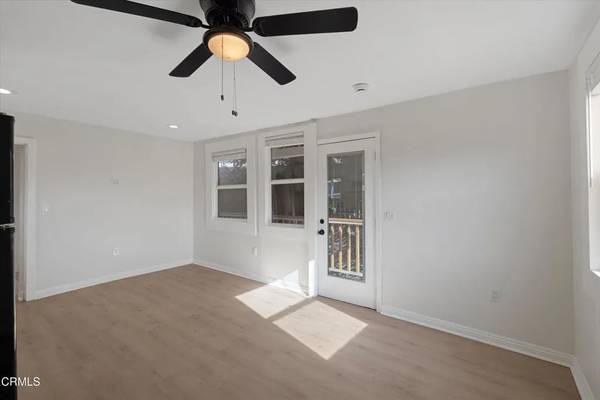 Los Angeles, CA 90026,822 Laveta Terrace