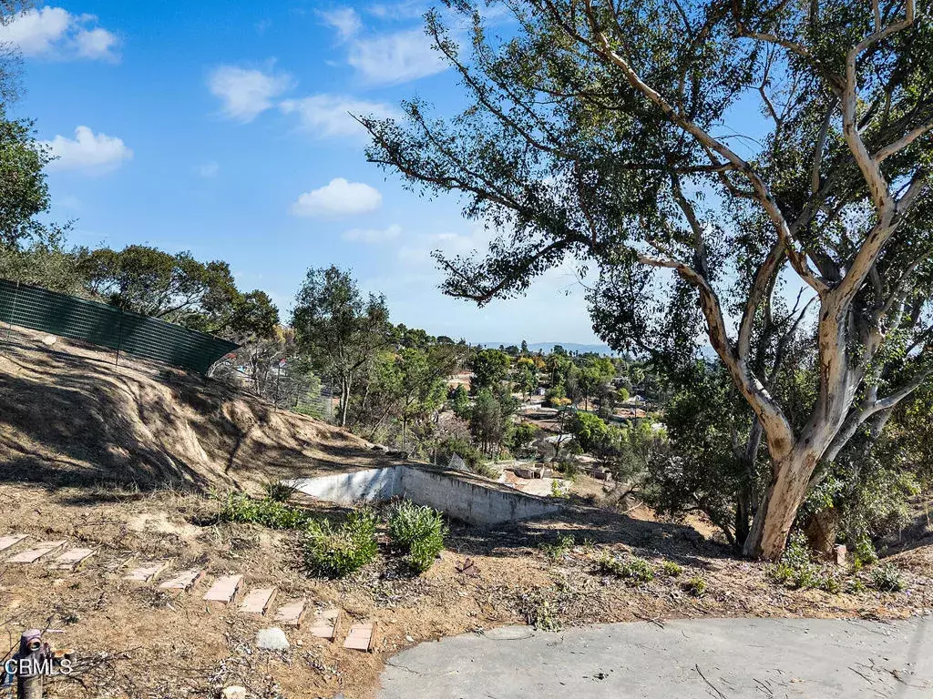 Altadena, CA 91001,242 Taos Rd