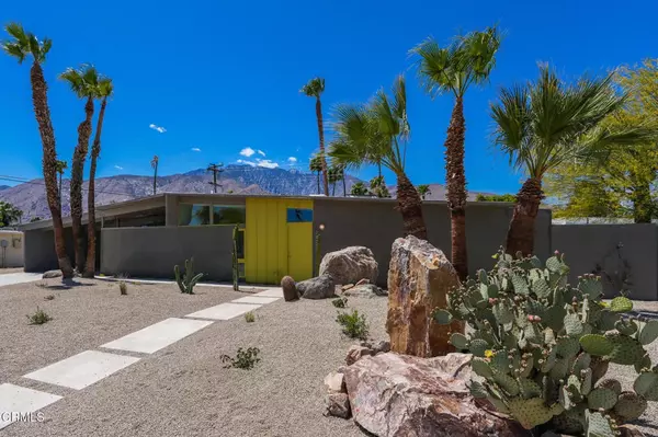 Palm Springs, CA 92262,2839 N Davis Way