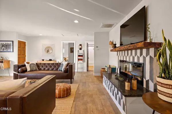 Joshua Tree, CA 92252,4741 Avenida Del Sol