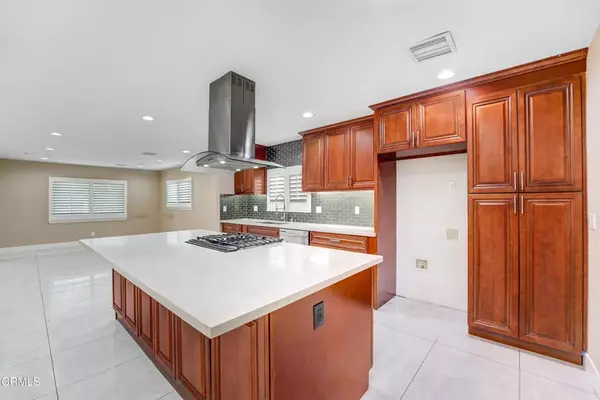 Granada Hills, CA 91344,10530 Rubio Avenue