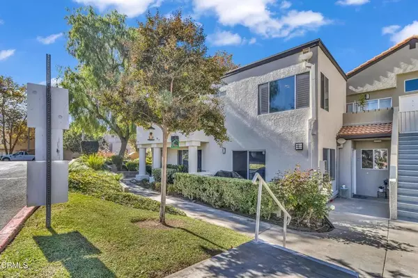 Newhall, CA 91321,21334 Nandina Lane #204