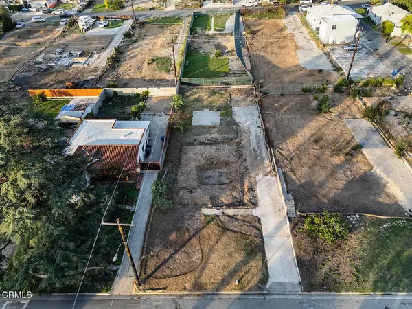 Altadena, CA 91001,785 New York Dr