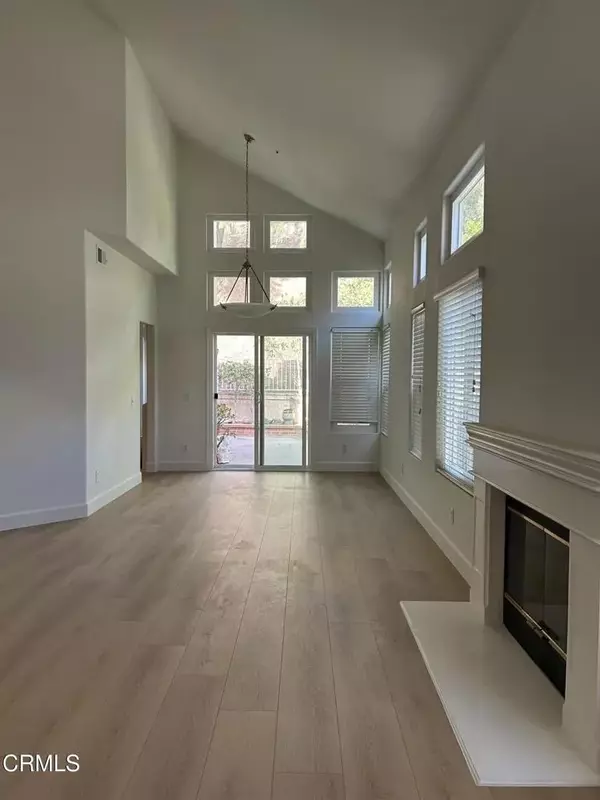 Glendale, CA 91208,994 Calle Amable