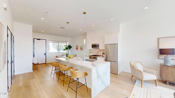 957 Figueroa Terrace #308, Los Angeles, CA 90012