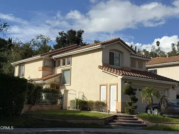 Glendale, CA 91208,833 Calle La Primavera