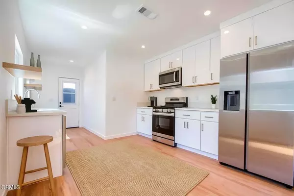 Los Angeles, CA 90039,3938 Brunswick Avenue