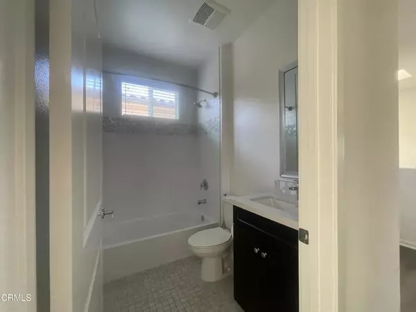 Los Angeles, CA 91335,7937 N Keer Drive