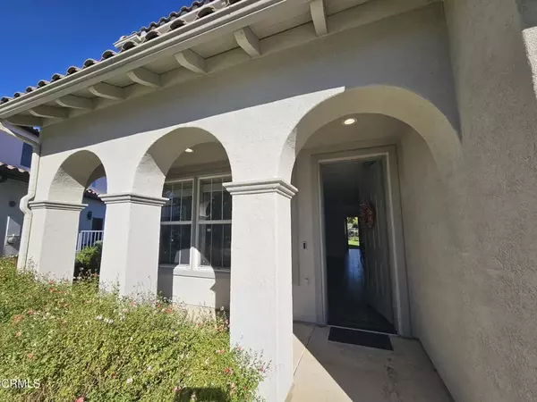 Los Angeles, CA 91042,7454 Chanteclair Court