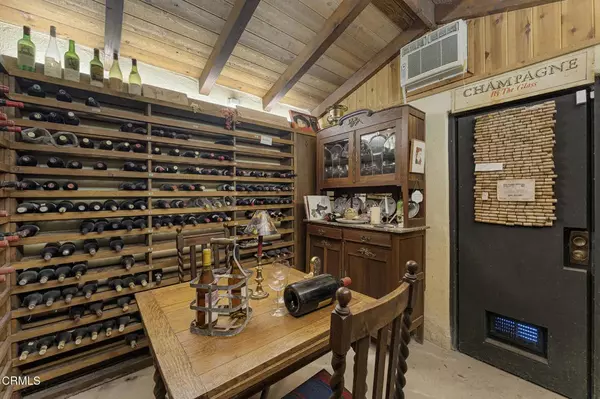 Pasadena, CA 91103,1345 Carnarvon Drive