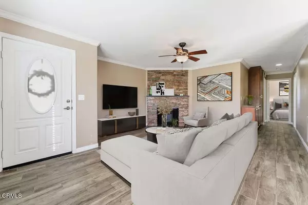 1912 Diamond Street #4, San Diego, CA 92109