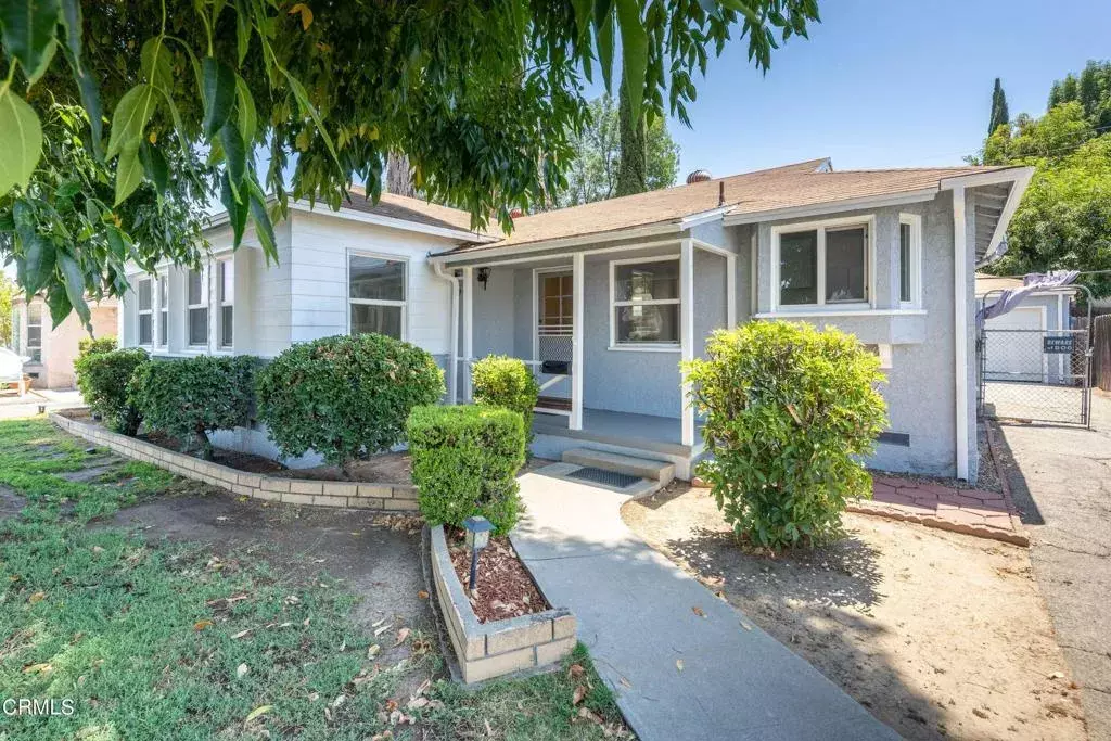 Reseda, CA 91335,18322 Schoolcraft Street