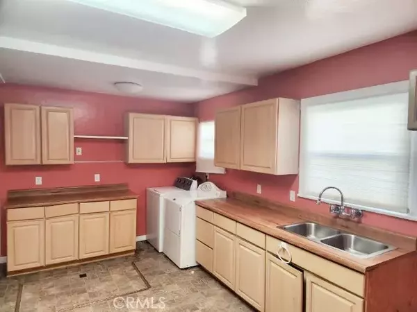 Yuba City, CA 95991,675 B Street