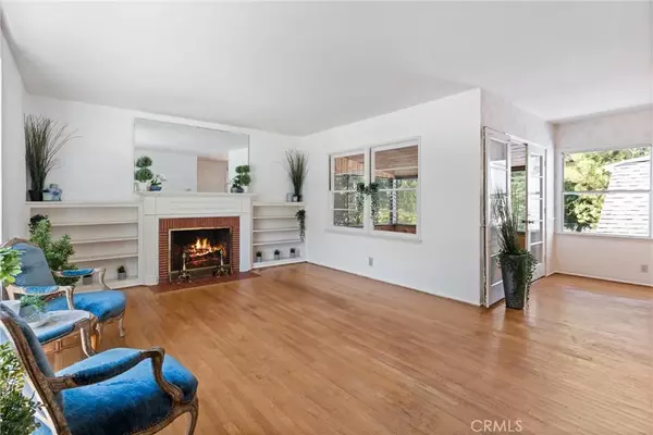 Glendale, CA 91214,3240 Brookhill Street