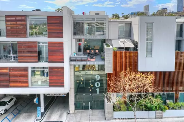 901 Hancock Avenue #402, West Hollywood, CA 90069