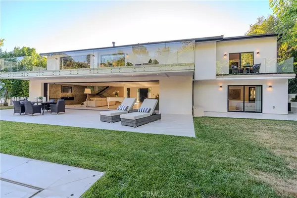 Beverly Hills, CA 90210,3030 Deep Canyon Drive