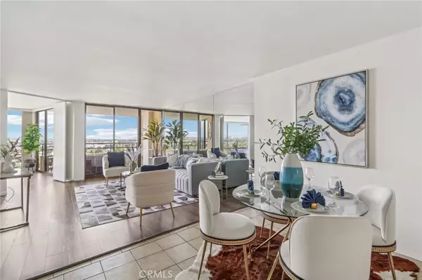 Marina Del Rey, CA 90292,4337 Marina City Drive #943