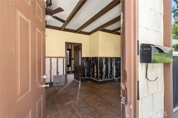 South Pasadena, CA 91030,1555 Diamond Avenue