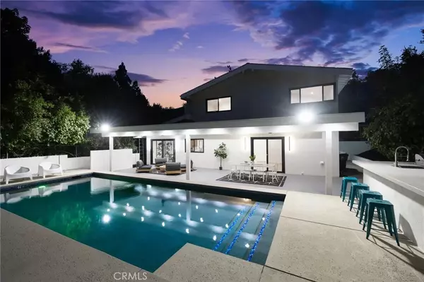 Encino, CA 91436,16995 Escalon Drive