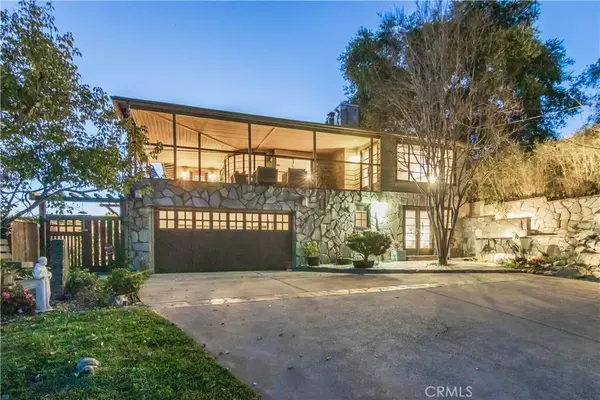 Monrovia, CA 91016,751 Ridgeside Drive