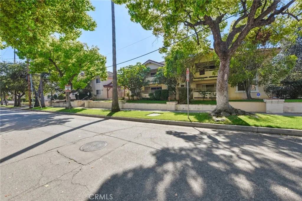 Pasadena, CA 91106,449 N Catalina Avenue #207
