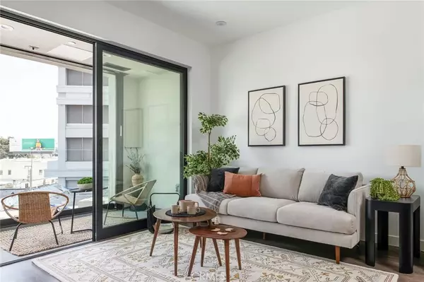 Los Angeles, CA 90012,118 Astronaut Ellison S Onizuka Street #504